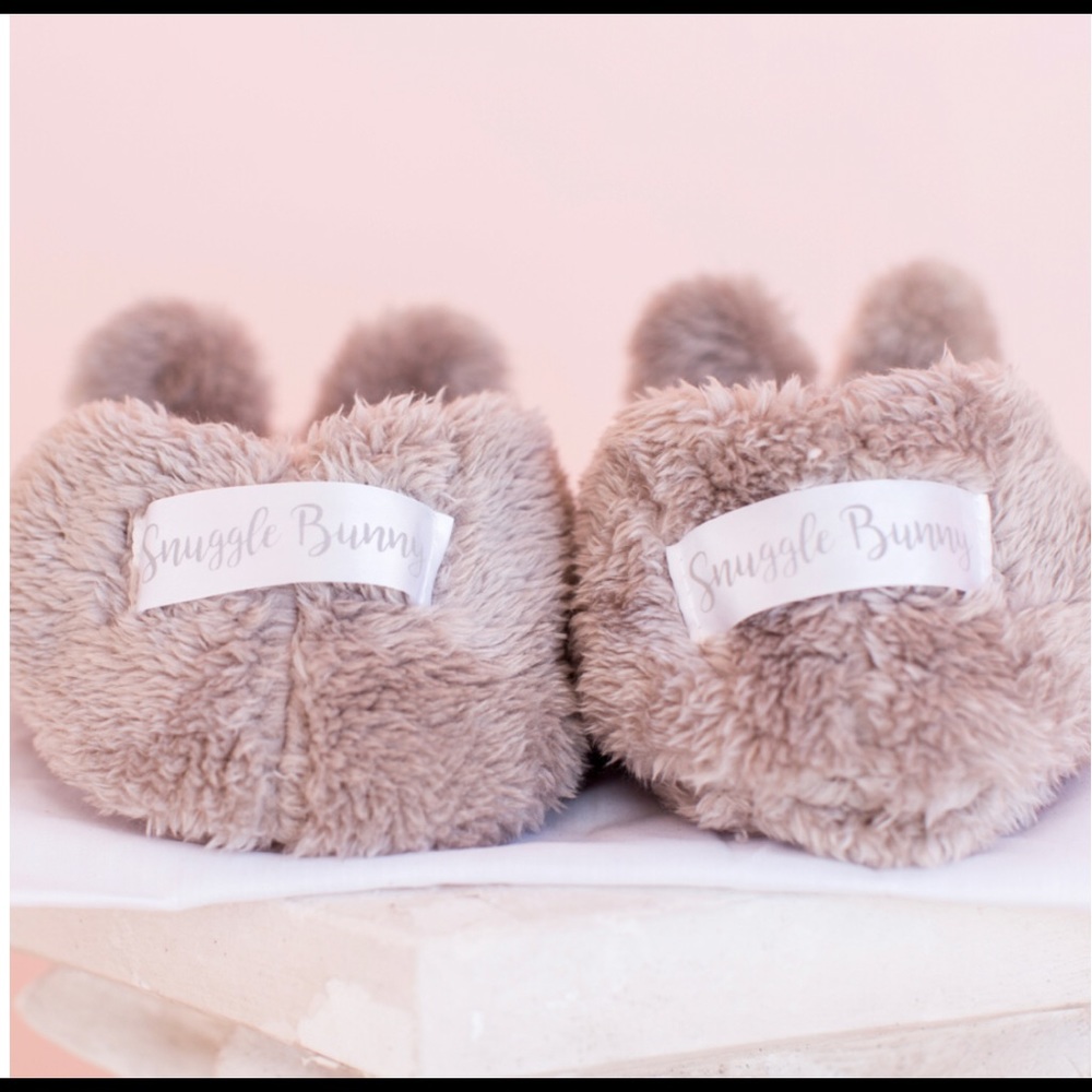 Snuggle Bunny Footsies